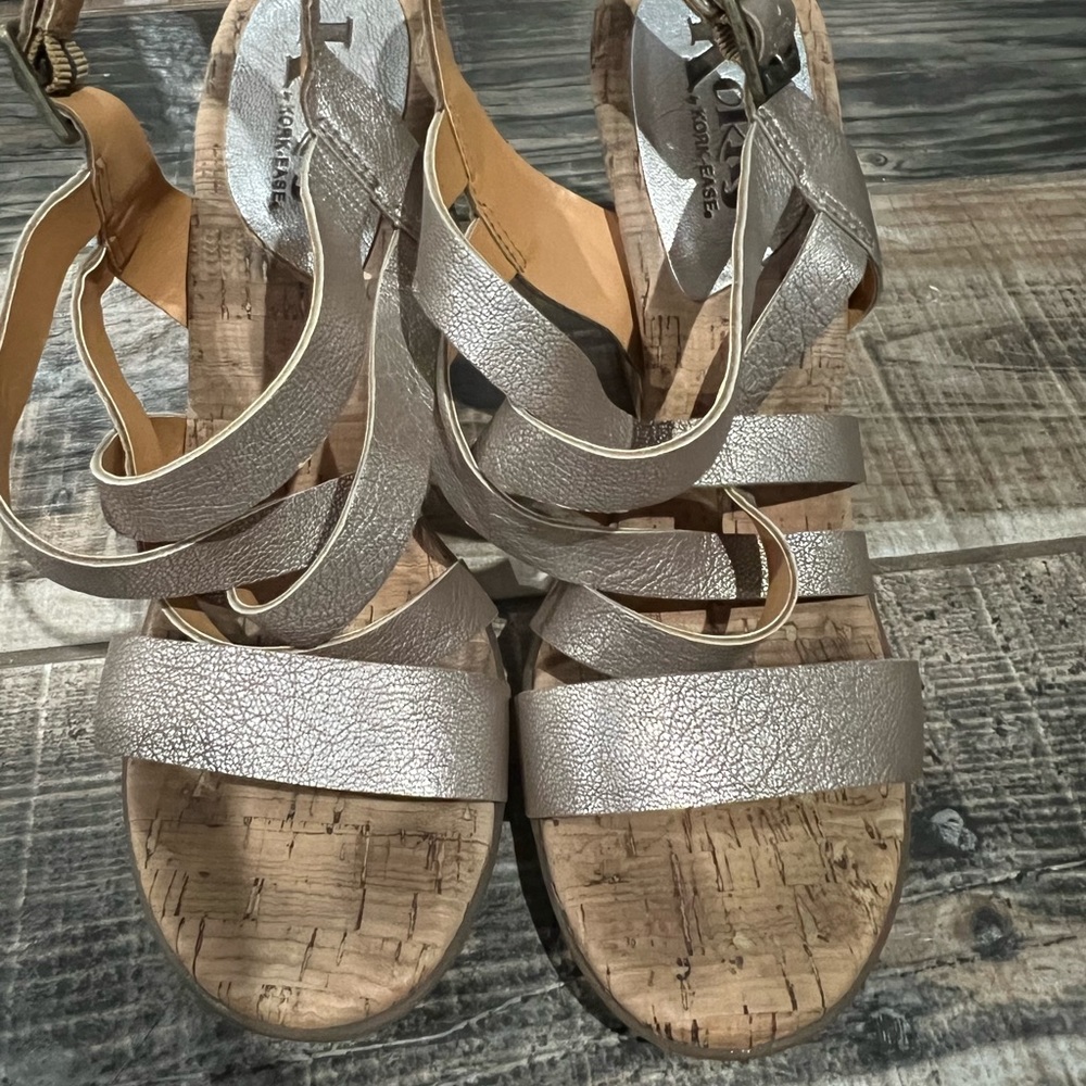 Korks by Kork Ease gold, 4 inch cork bottom heels.